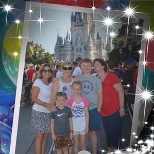 Meet your Posher, Casey